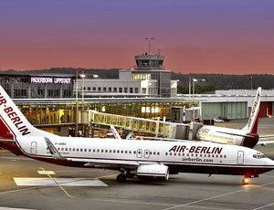 In der Dämmerung drängt sich der Flugverkehr